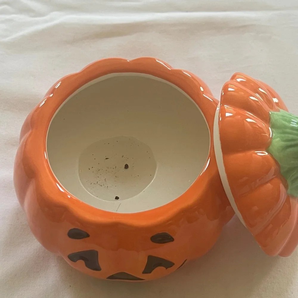 Hallmark ceramic pumpkin